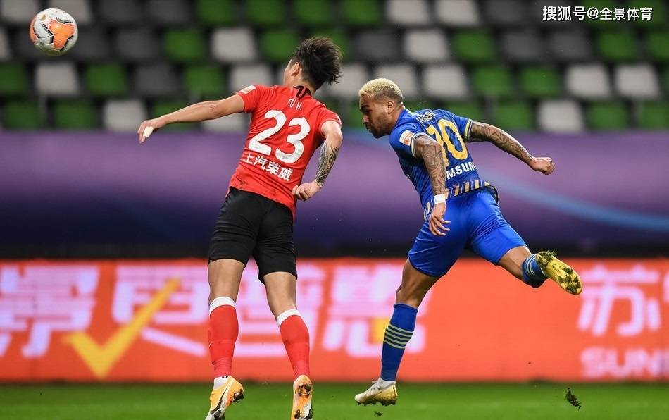  都灵德比战意浓厚，两队激战成和各取一分